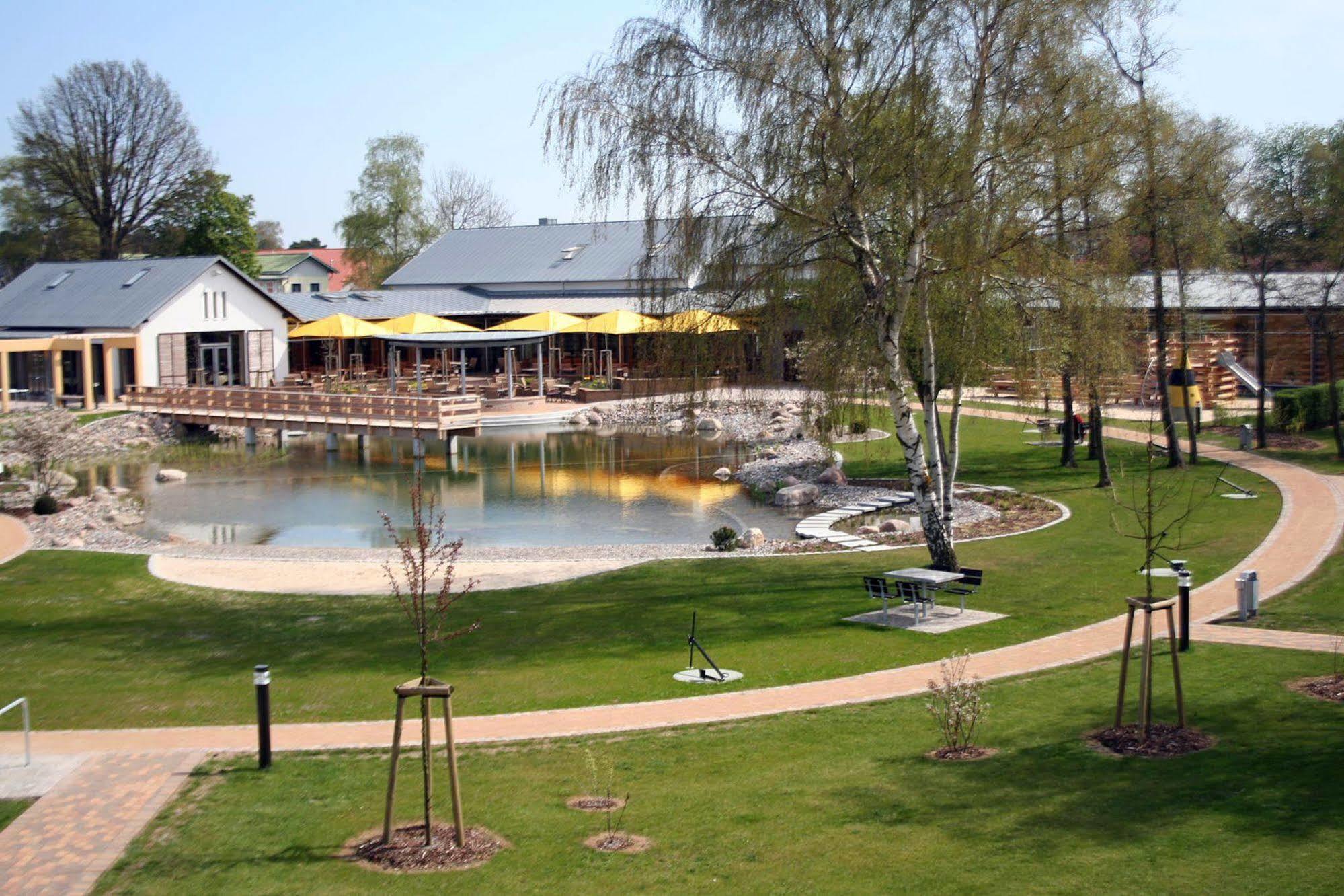 Familien Wellness Hotel Seeklause: Pirate Island Adventure & All-Inclusive Family Retreat Trassenheide Exterior photo